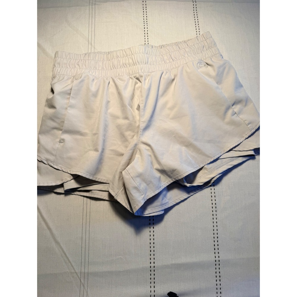 Avia Womens Athletic Shorts Light Gray Smocked Waist Zipper Pocket Size M 8-10